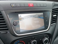 FLAA9869_2785818 vehicle image