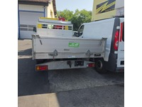 ADGS9887_3024972 vehicle image
