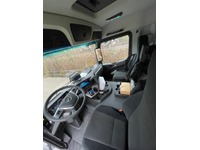 DTCH10536_2782769 vehicle image