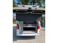 RINA4324_2917398 vehicle image