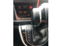RINA4324_2917398 vehicle image