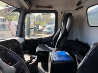 AGRO3463_2900318 vehicle image