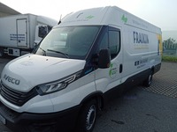 FRAI2323_3001798 vehicle image