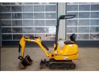 RINA4324_2917391 vehicle image