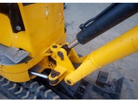 RINA4324_2917391 vehicle image
