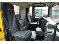DOLD2821_2688260 vehicle image