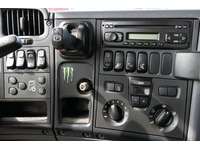 DOLD2821_2688260 vehicle image