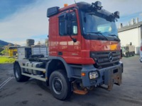 ALTH1974_2744354 vehicle image