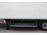 BFS260_2708996 vehicle image