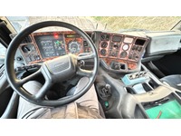 TAMZ4659_2766858 vehicle image