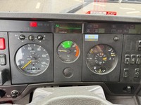 KEED2067_2819605 vehicle image