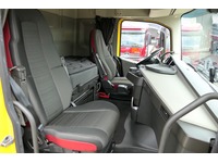DOLD2821_2678412 vehicle image