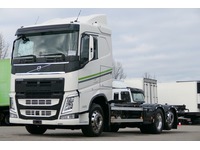 DOLD2821_2776923 vehicle image