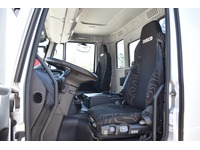 TOC1273_2877038 vehicle image