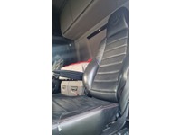 INTG9387_2739731 vehicle image