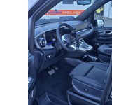 ALTH1974_2770176 vehicle image