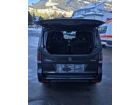 ALTH1974_2770176 vehicle image