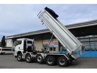 NUES8043_2838915 vehicle image