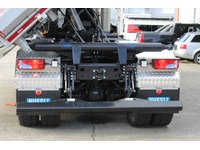 NUES8043_2838915 vehicle image