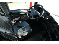 DOLD2821_2855171 vehicle image