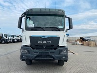 TMR8055_2909187 vehicle image