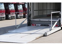 DOLD2821_2662129 vehicle image
