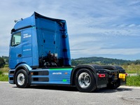 NFBE9310_2715643 vehicle image