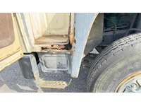 TAMZ4659_2697976 vehicle image