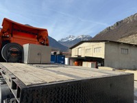 JAQU922_2769578 vehicle image