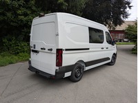 NFZA11_2539929 vehicle image