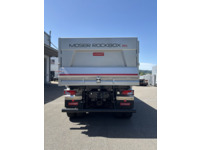 MANB1470_2970669 vehicle image