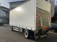 PREI272_1886216 vehicle image