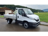 RONN828_2696761 vehicle image