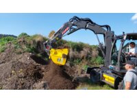 VISI1614_2890079 vehicle image