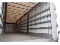 TOC1273_2848680 vehicle image