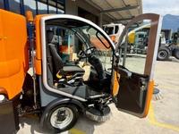 GREB6550_2965716 vehicle image