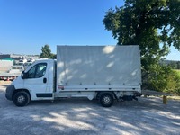 UNIK8334_2692119 vehicle image