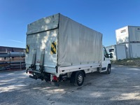 UNIK8334_2692119 vehicle image