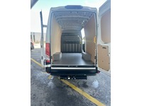 MART276_2868134 vehicle image