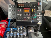 FLOR1110_2806104 vehicle image