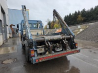 0542025 vehicle image