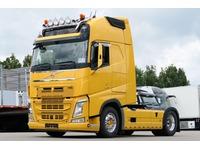 DOLD2821_2678412 vehicle image