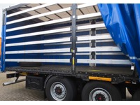 INTG9387_2968065 vehicle image