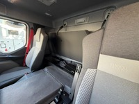 Truc20_2748651 vehicle image