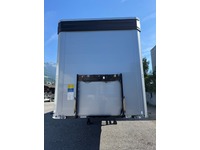 INTG9387_2702489 vehicle image