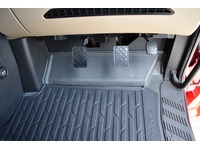 TOC1273_2922266 vehicle image