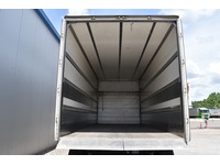 TOC1273_2932155 vehicle image