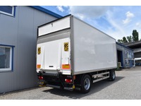 TOC1273_2932155 vehicle image