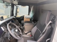 TMR8055_2868623 vehicle image