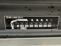 TMR8055_2868623 vehicle image